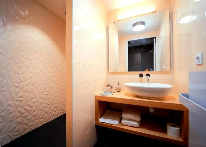L'azimut Hotel *